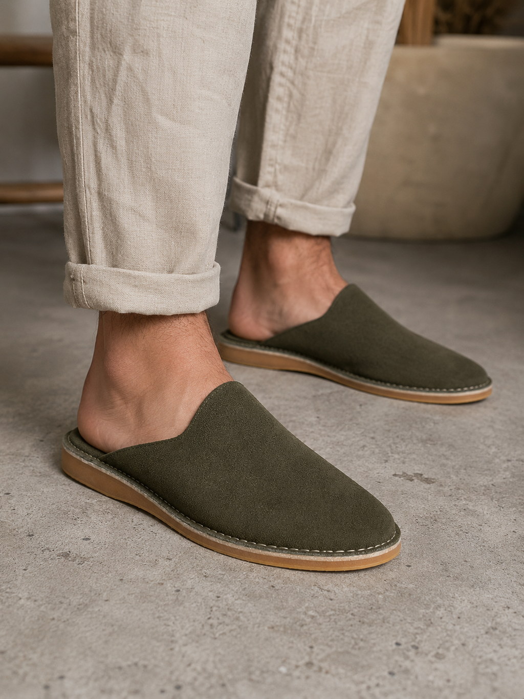 Mule en Daim – Élégance & Confort
