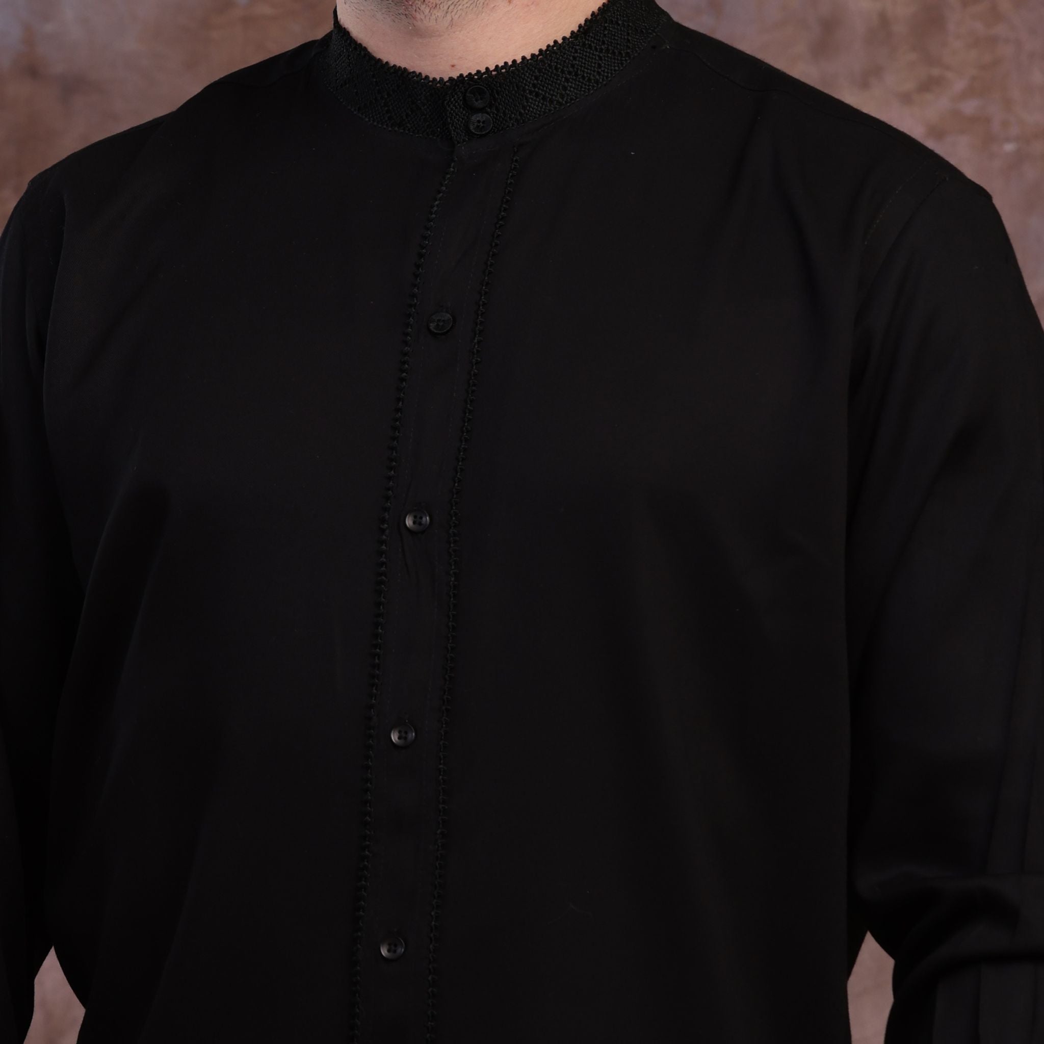 Chemise travaillé de facon Randa à la main